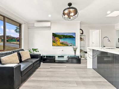 26 Bellingham Avenue, Glendenning