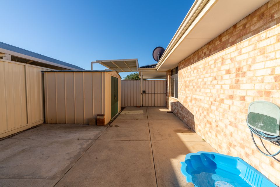 52 Brougham Crescent, Orelia