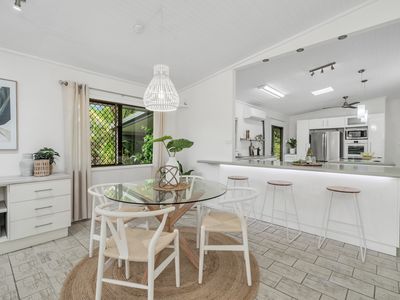 11 Pomona Avenue, Mooroobool