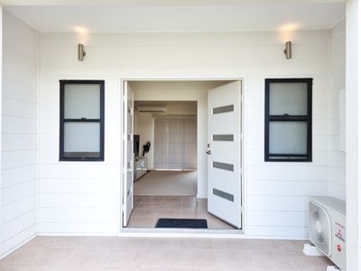 23 / 1 Michel Place, Telina