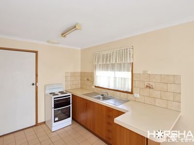 4 / 12 Remlaw Road, Horsham