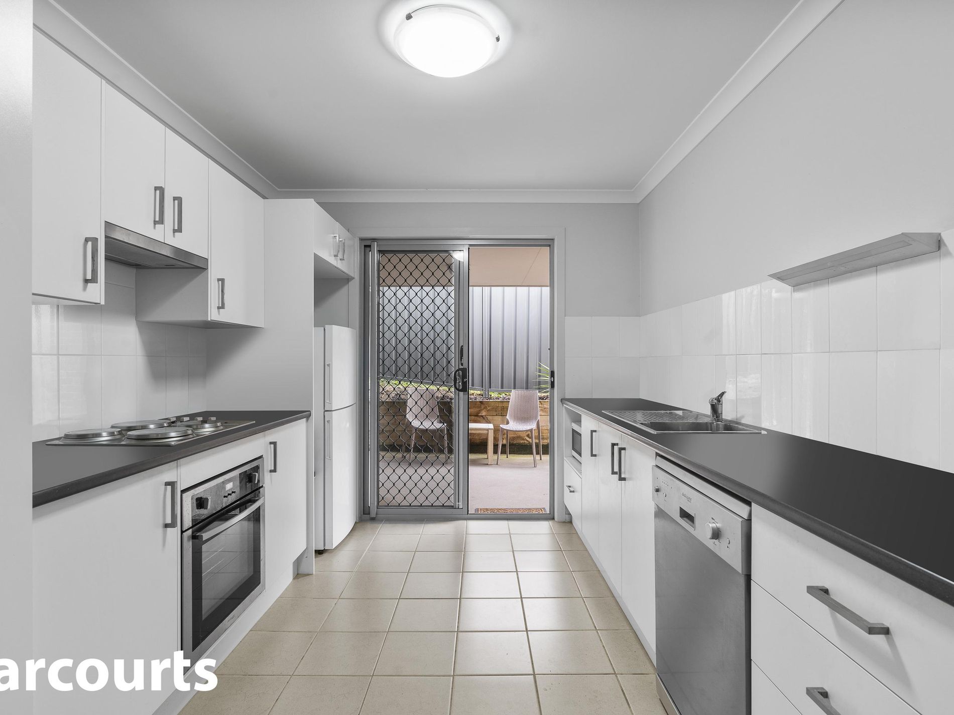 5 & 5A Booyong Aveune, Ulladulla