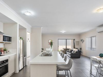 34 Perkins Drive, Clarkson