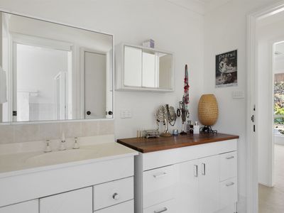 36 Golden Wattle Drive, Ulladulla