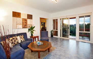 6 Aidens Way, Beaconsfield