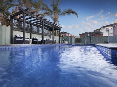 11 Cobblestone Drive, Attwood