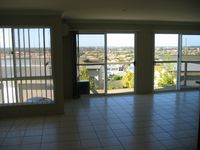 40 / 1 Grange Boulevard, Upper Coomera