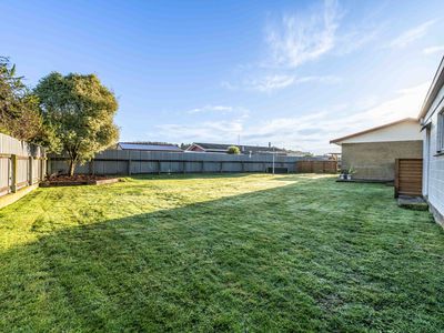 92 Dunbeath Crescent, Kew