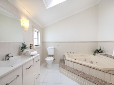 1 Renshaw Drive, Dubbo