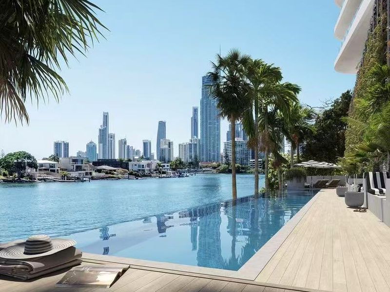 1504 / 15 Cannes Avenue, Surfers Paradise