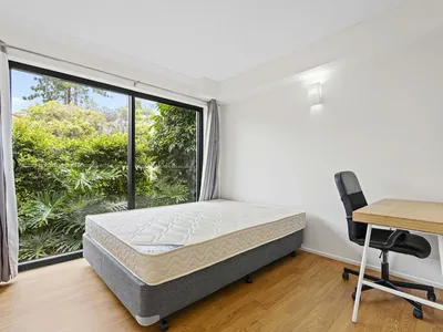 4 / 23 Warren Street, St Lucia