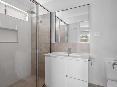 12B Ivanhoe Street, Boulder