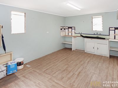 14 Caroline Street, Horsham
