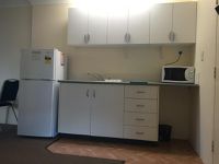 14  158-162 Middle St, Cleveland