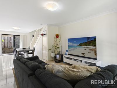 1 / 26 Witheren Circuit, Pacific Pines