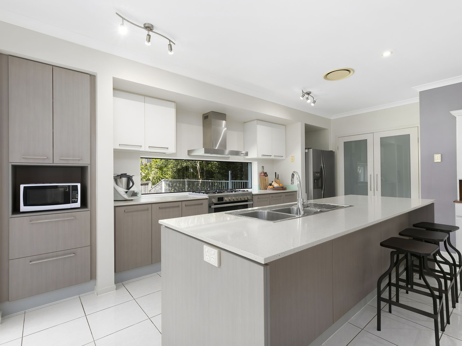 2 Bahran Court, Peregian Springs