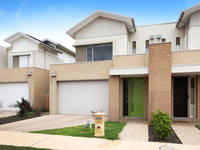 93 Broadbeach Circuit, Sanctuary Lakes