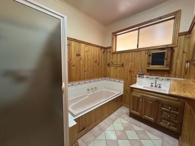 7 Banksia Drive, Warrnambool