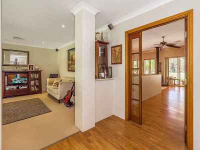 31 Oak Way , Baldivis