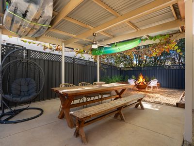 4 Hillock Avenue, East Albury
