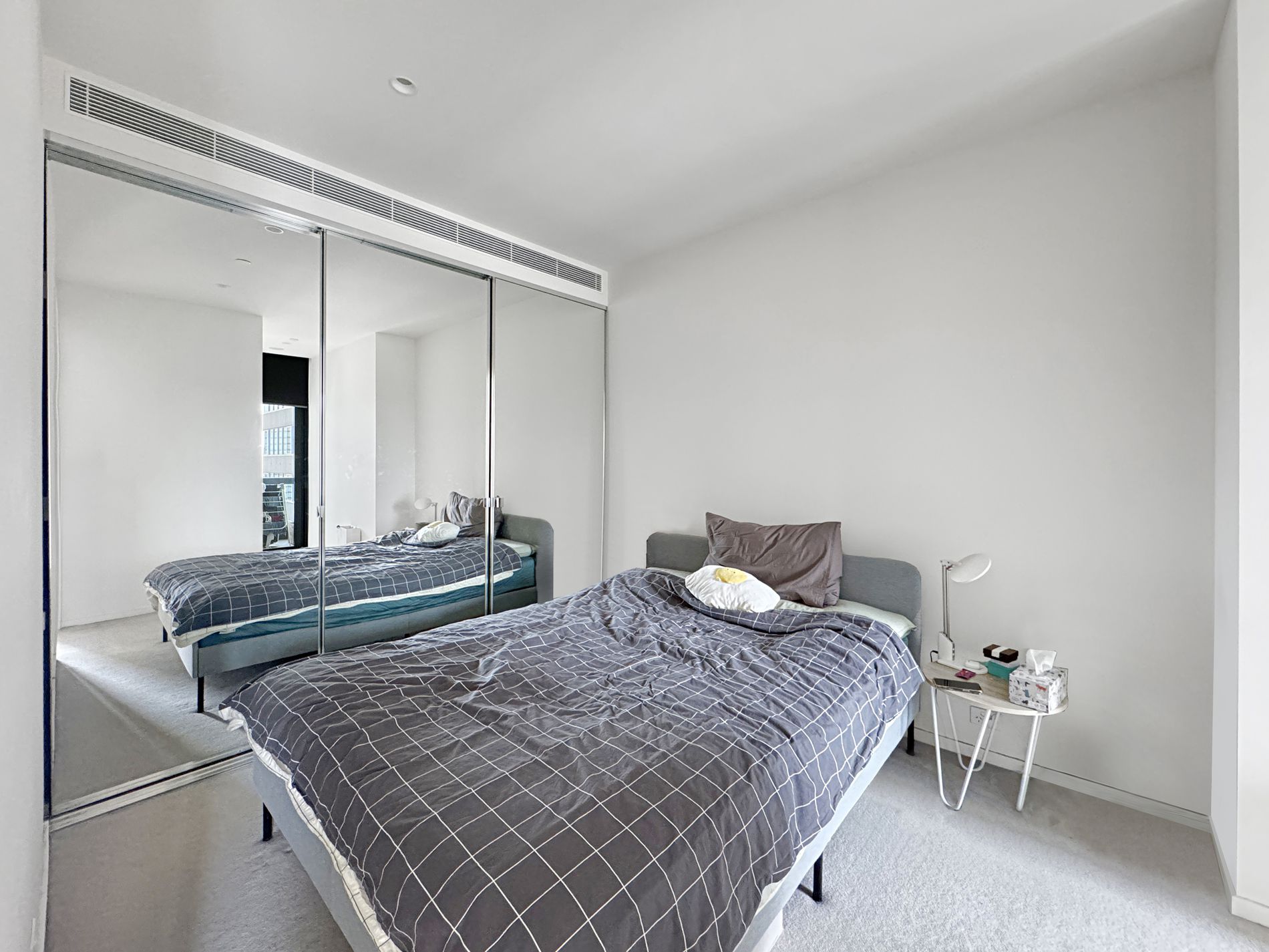 1611 / 70 Southbank Boulevard , Southbank