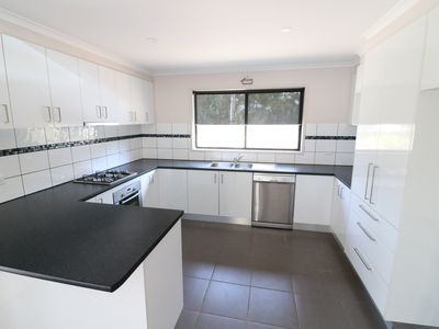 1 / 70 Redbank Road, Seymour