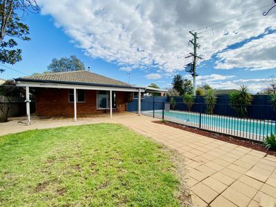 32 Crown Street, Dubbo