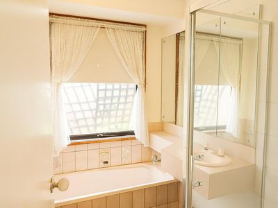 25 Ansell Crescent, Shepparton