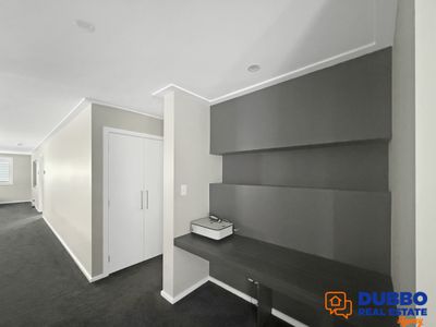 35 Amadeus Avenue, Dubbo