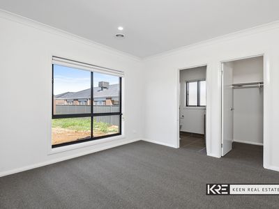 10 Riverside Concourse, Cobblebank