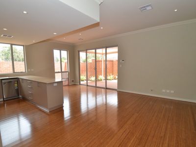 1 Brittian Mews, Guildford