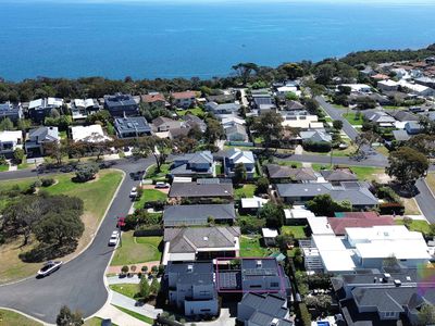 2 / 9 Seaton Road, Mornington