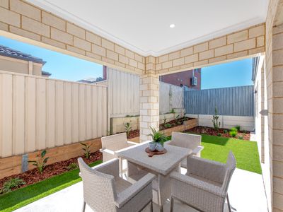 11C Canara Road, Westminster