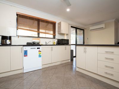 18D Somerset Crescent, South Hedland