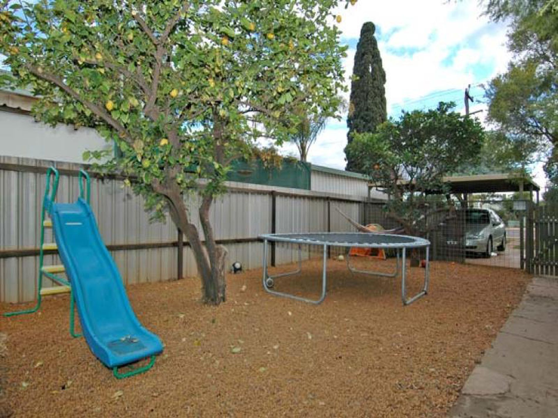 49 Federal Road, Boulder