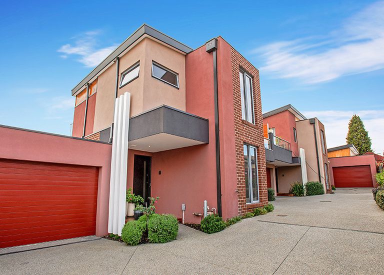 3 / 30 Irvine Crescent, Brunswick West