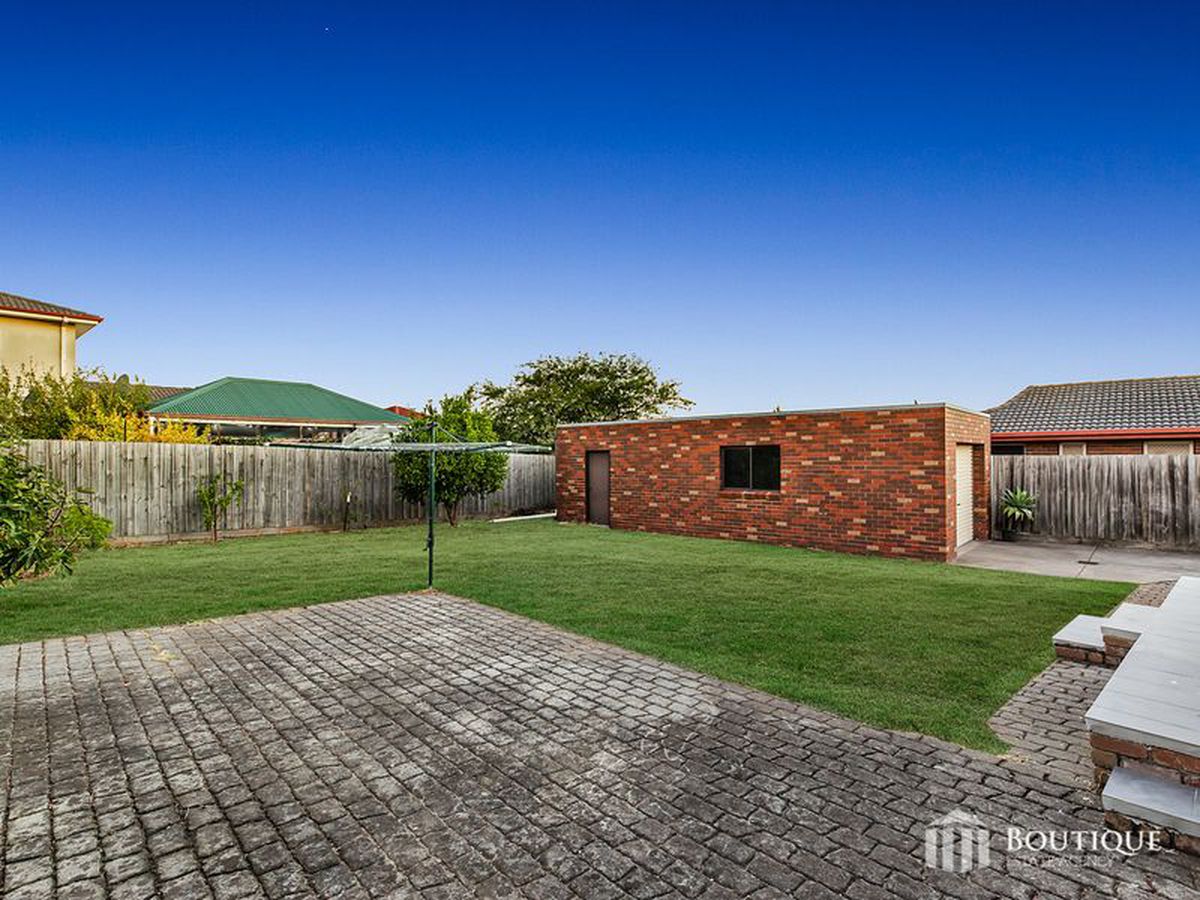 3 Griffiths Court, Dandenong North