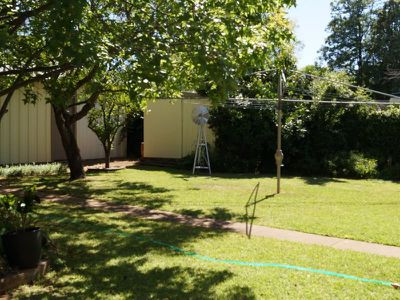 2 Lovett Ave, Dubbo