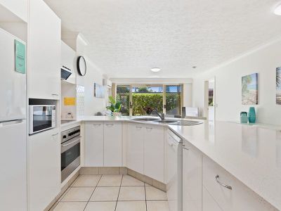 16 / 437 Golden Four Drive, Tugun