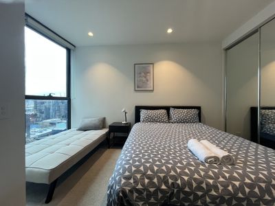 1204 / 285 La Trobe Street, Melbourne