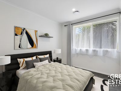 42 Von Nida Drive, Cranbourne North