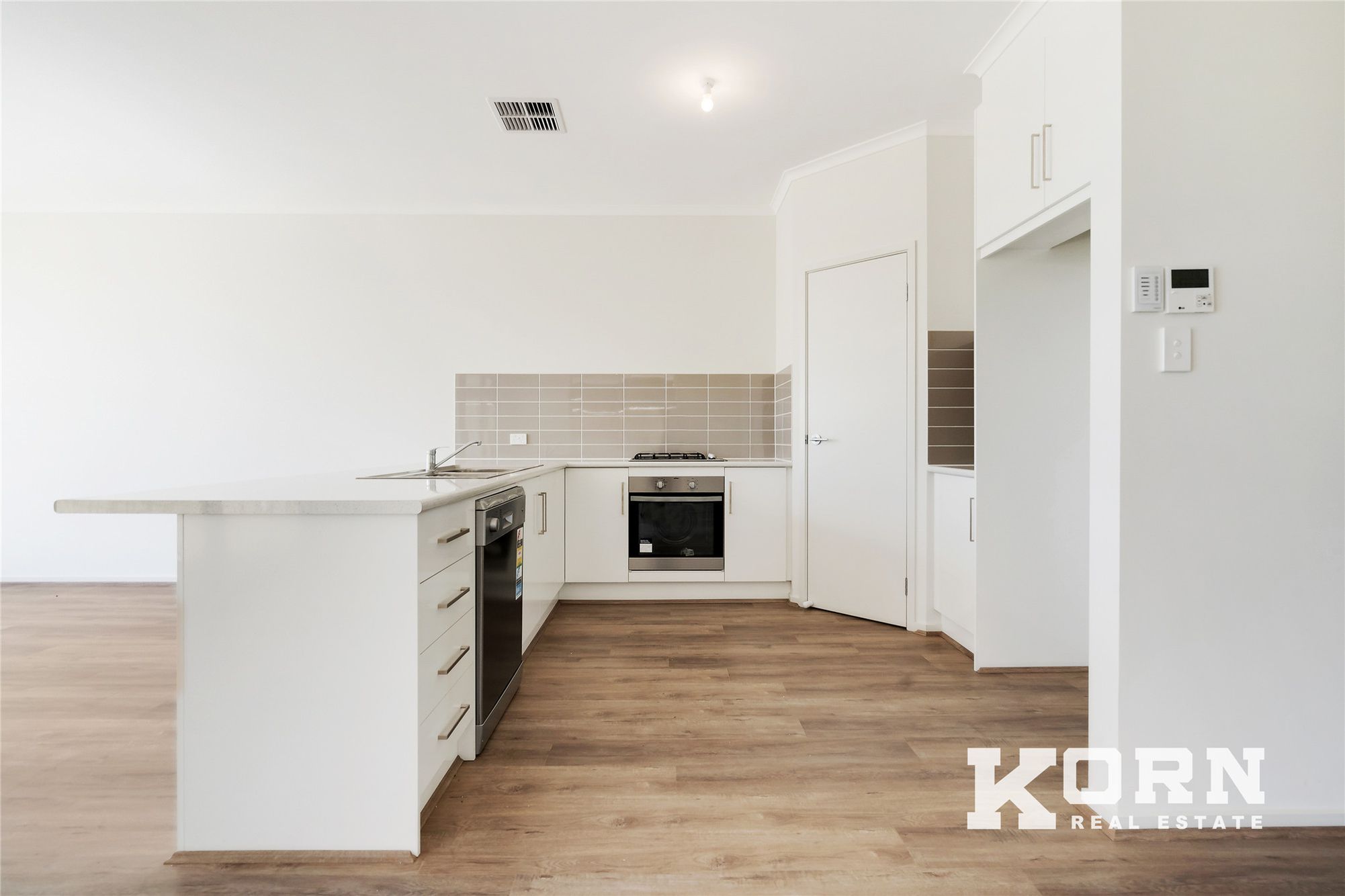 38 Danvers Grove, Woodville Gardens