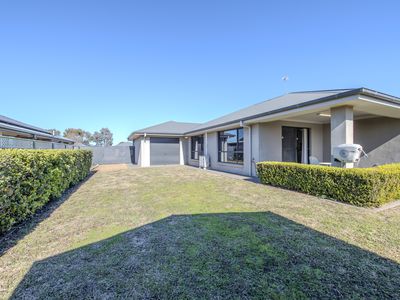 6 Waldorf Place, Dubbo