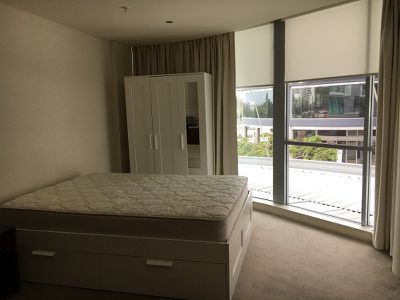 515b / 1 Como Crescent, Southport