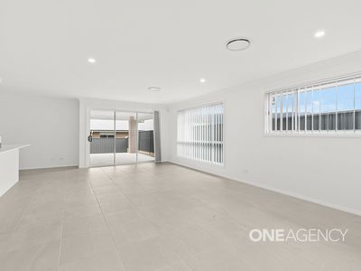 4 Paperbark Grove, Badagarang