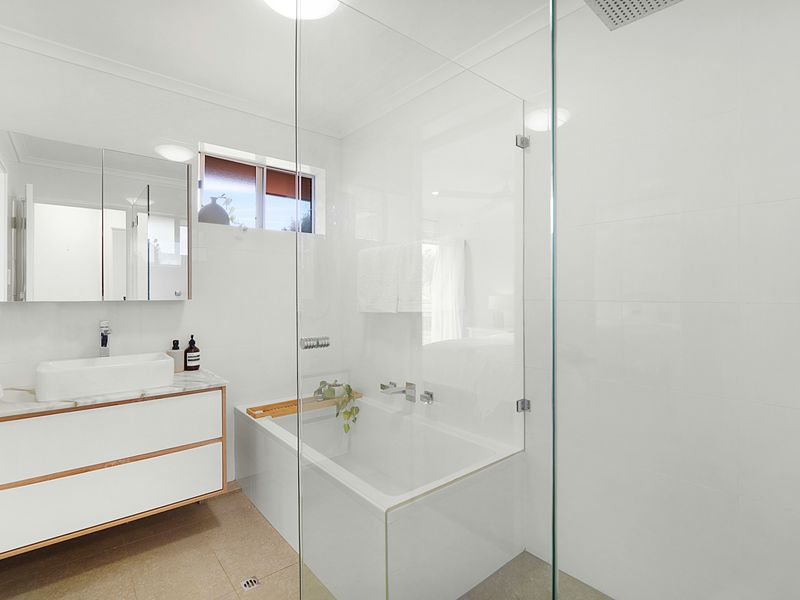 1 / 75 Dover Road, Scarborough