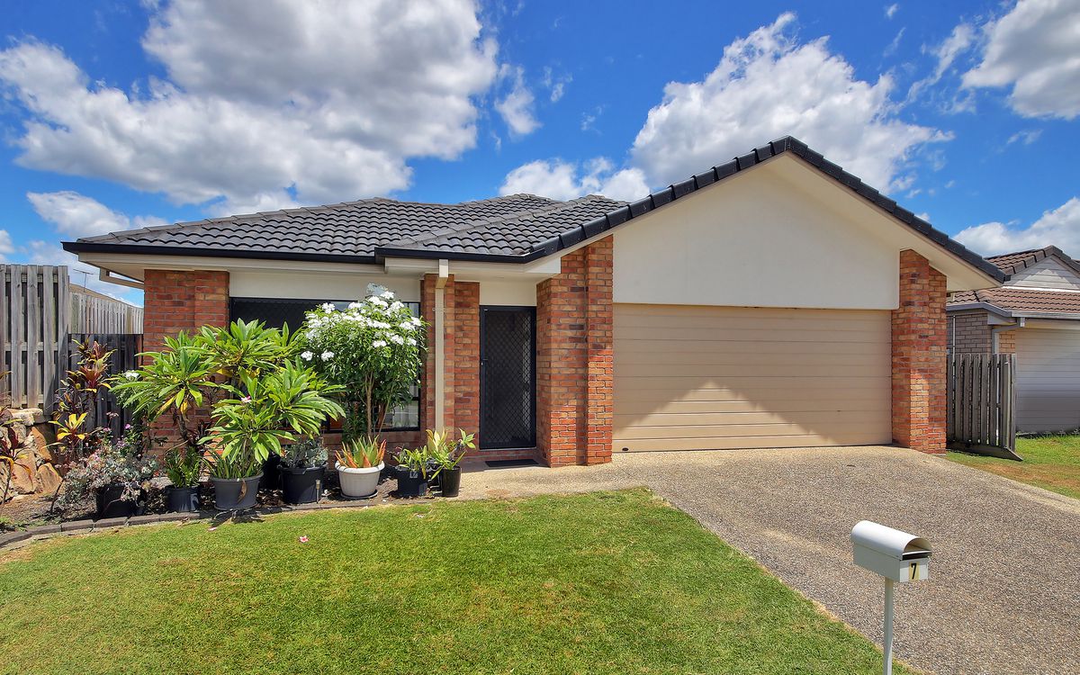 7 Reynolds Close, Redbank Plains Realty Max