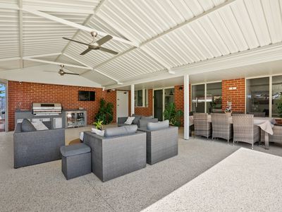 2 Anzio Court , Secret Harbour