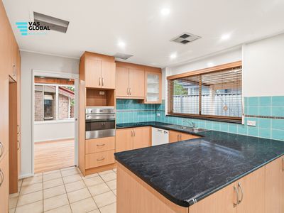 1 Burrandong Crescent, Baulkham Hills