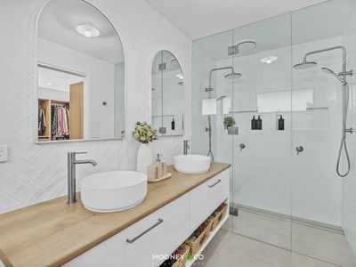 35 Protea Street, Junction Village